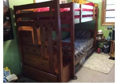Bunk bed with mattresses